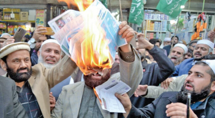 Sizzling Protests Rock Pakistan as Businesses Go Dark! Find Out Why on September 2, 2023!